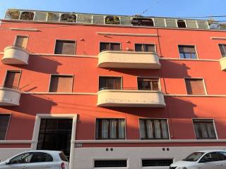 Trilocale via Vignola 2, Bocconi, Milano