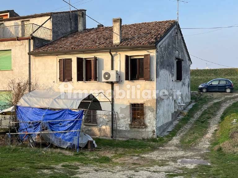 Casa indipendente in vendita a Bagnolo San Vito