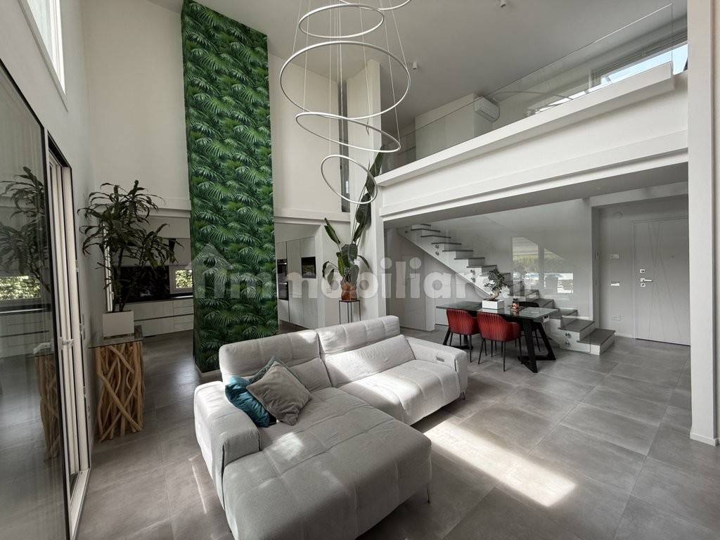 Salone
