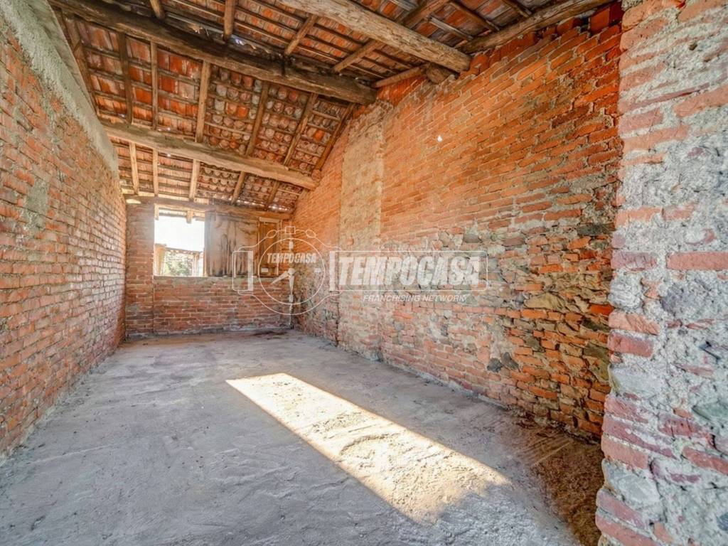 Stanza non arredata