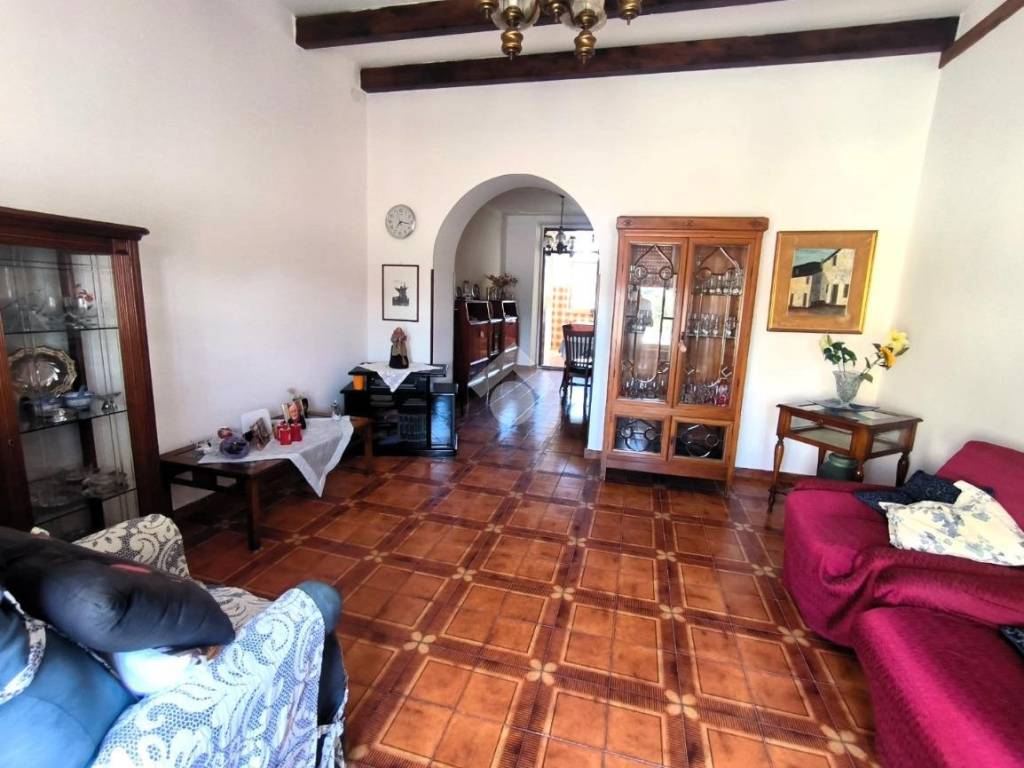 Salone