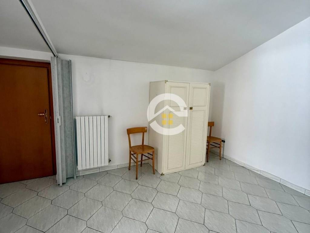 Stanza non arredata
