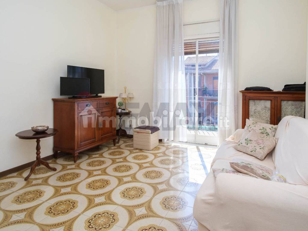 Salone