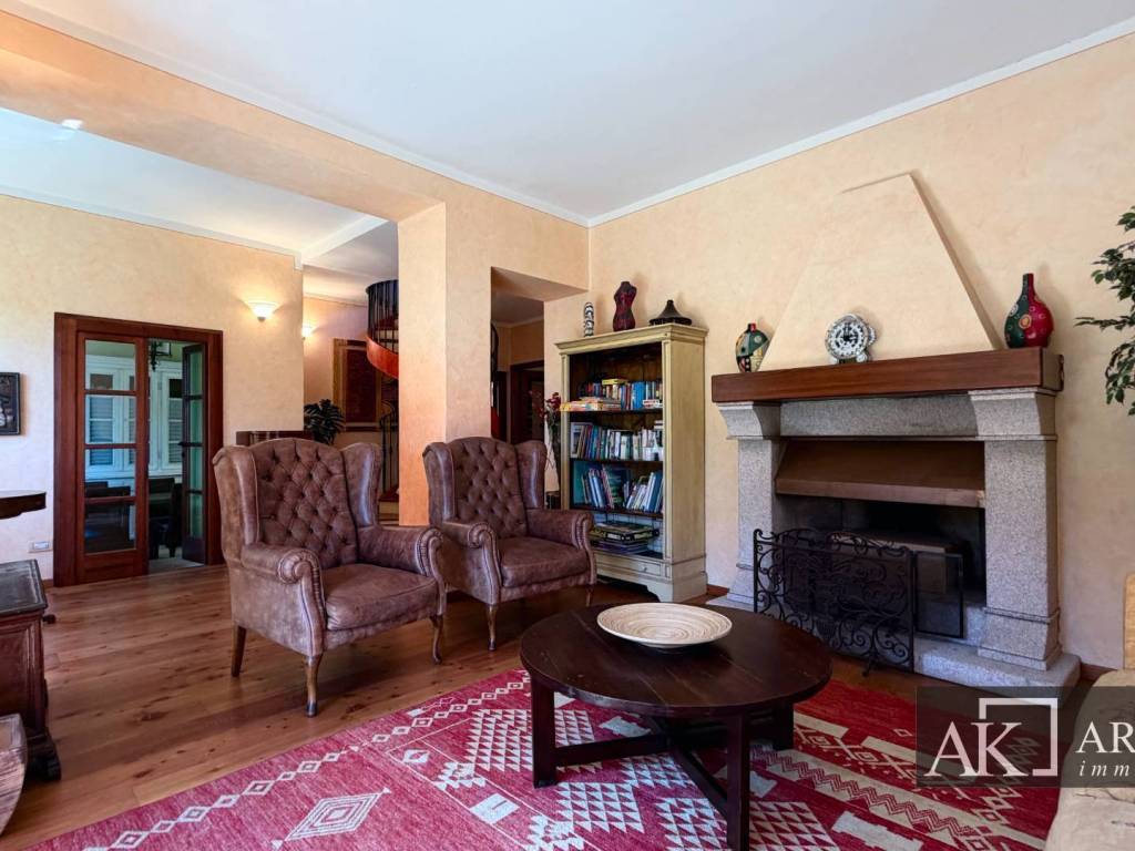 Salone