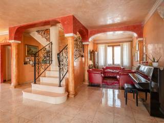 Salone