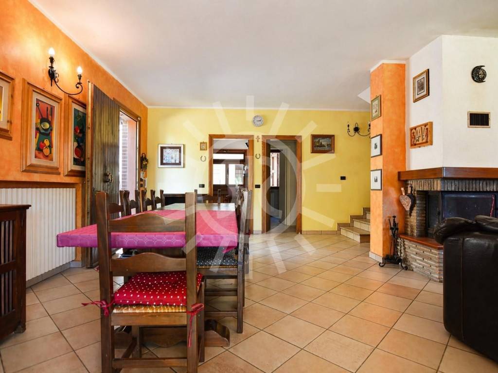Salone