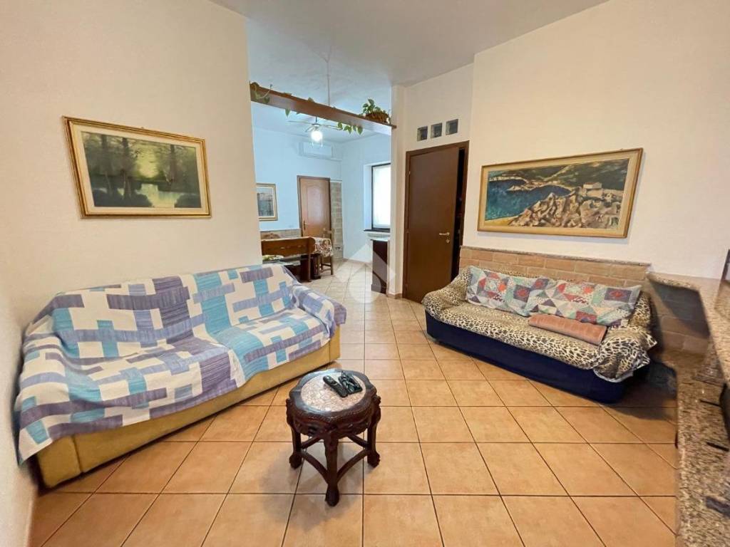 Salone