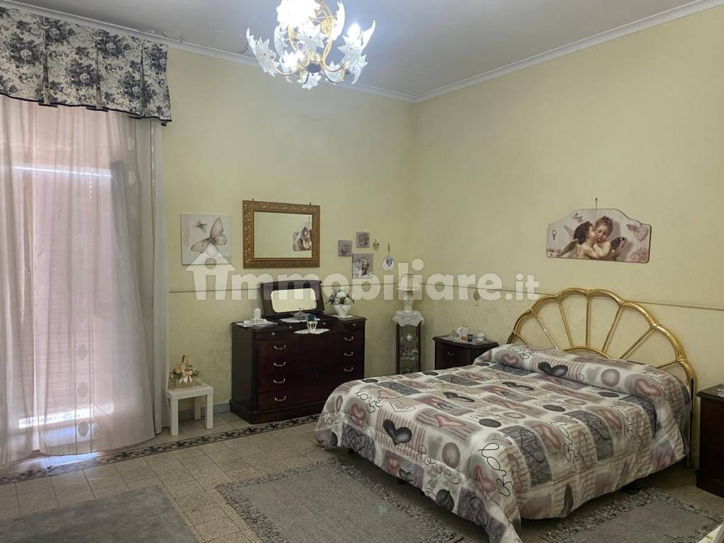 Sale Apartment Naples. 4-room flat, To be refurbished, second floor ...