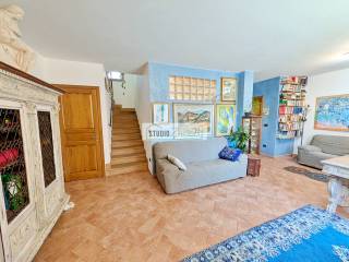 Salone