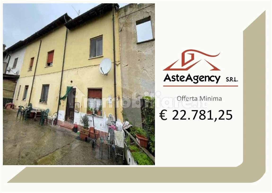Casa indipendente in vendita a Chignolo Po