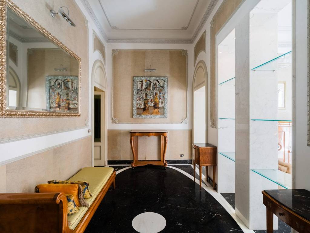 Sale Apartment in via Vito Nicola De Nicolo' 5. Bari. Excellent ...