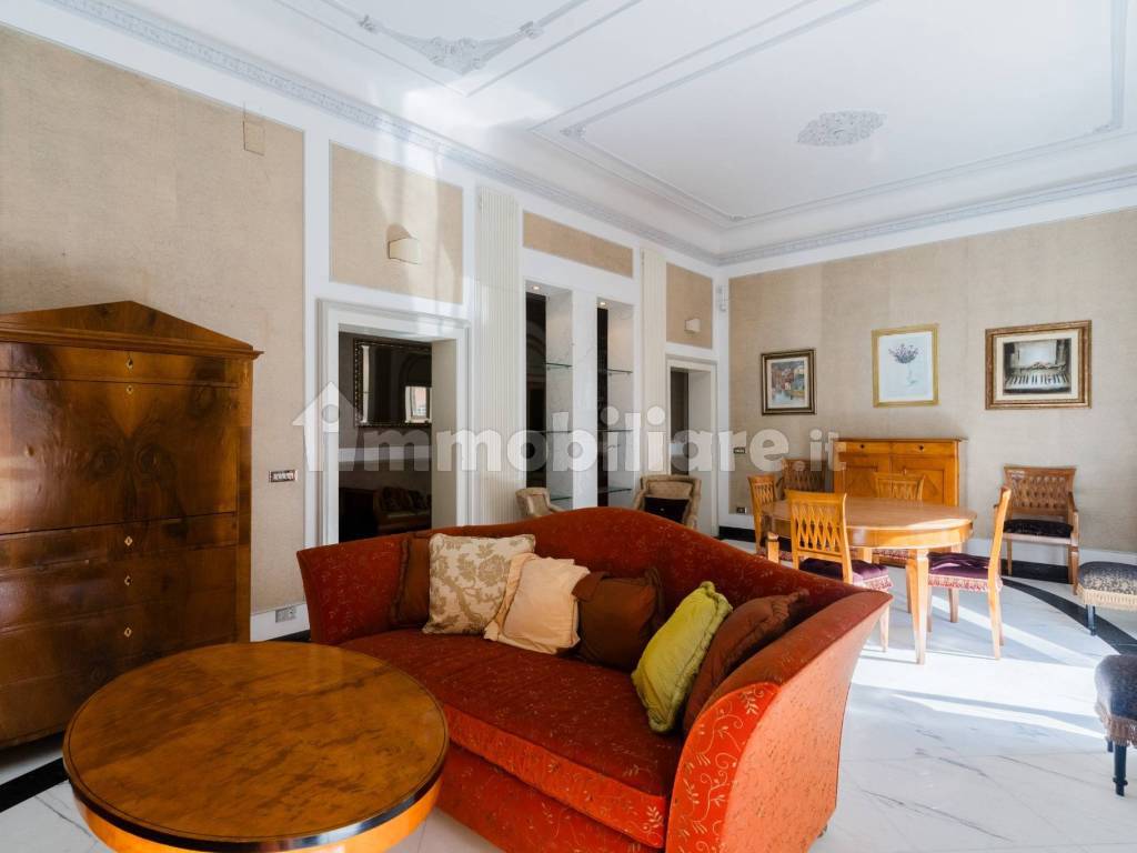Sale Apartment in via Vito Nicola De Nicolo' 5. Bari. Excellent ...
