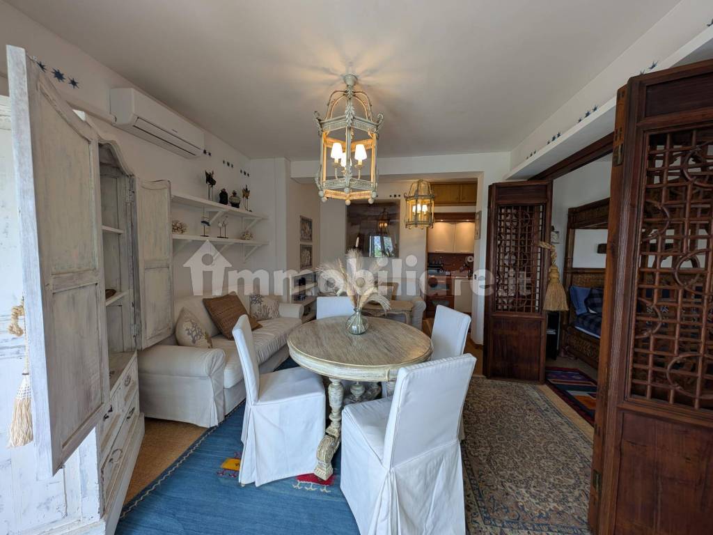 Salone