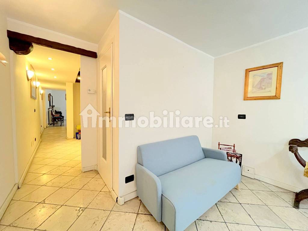 Salone