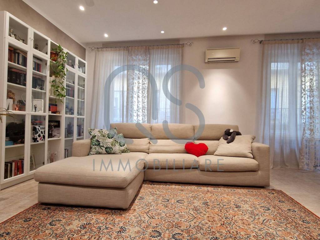Salone