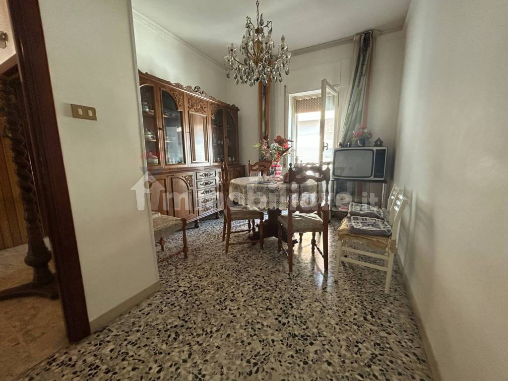Salone