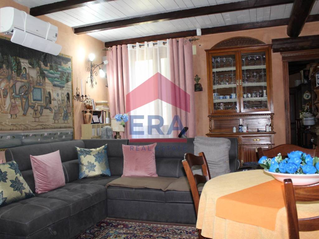 Salone