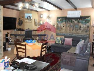 Salone