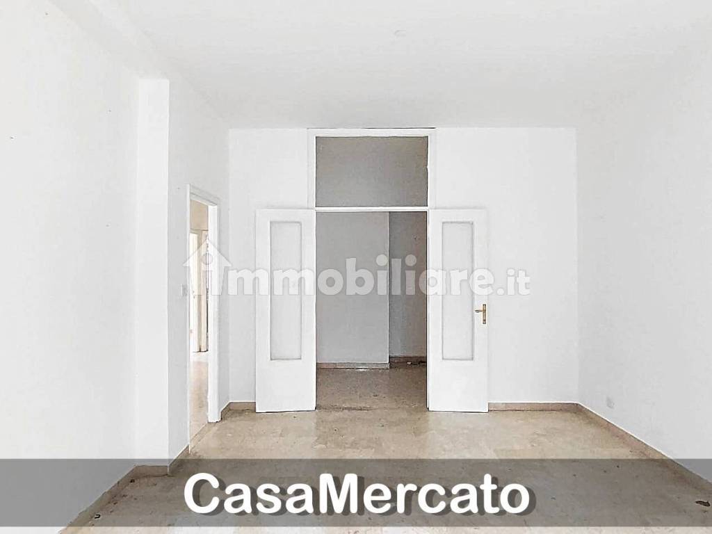 Stanza non arredata