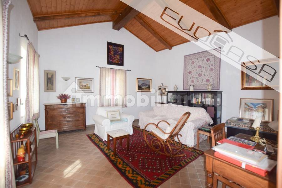 Salone
