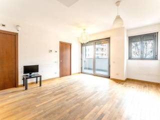 Bilocale via Carlo Imbonati 17, Dergano, Milano