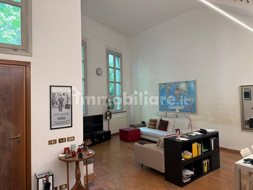 Salone