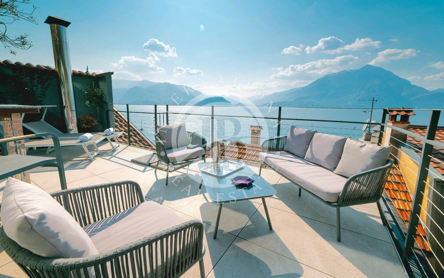 Casa indipendente in vendita a Varenna