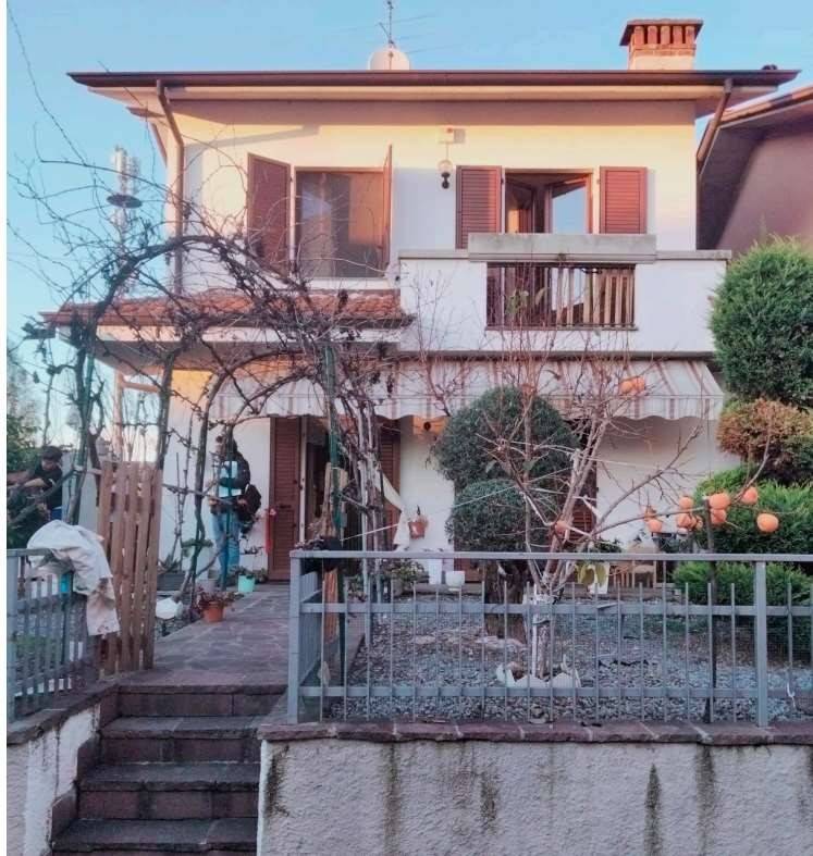 Villetta a schiera in vendita a Cologno al Serio