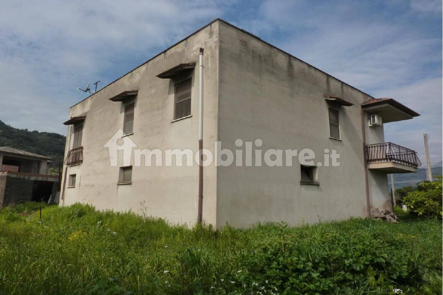 Villa in vendita a Priverno