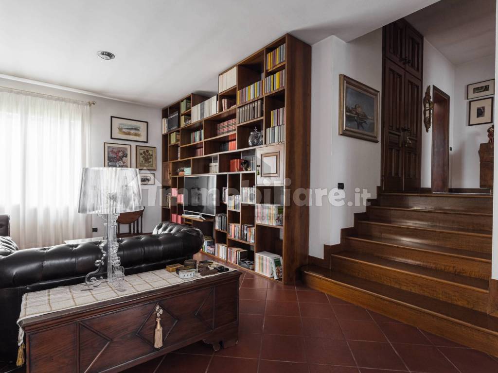 Salone