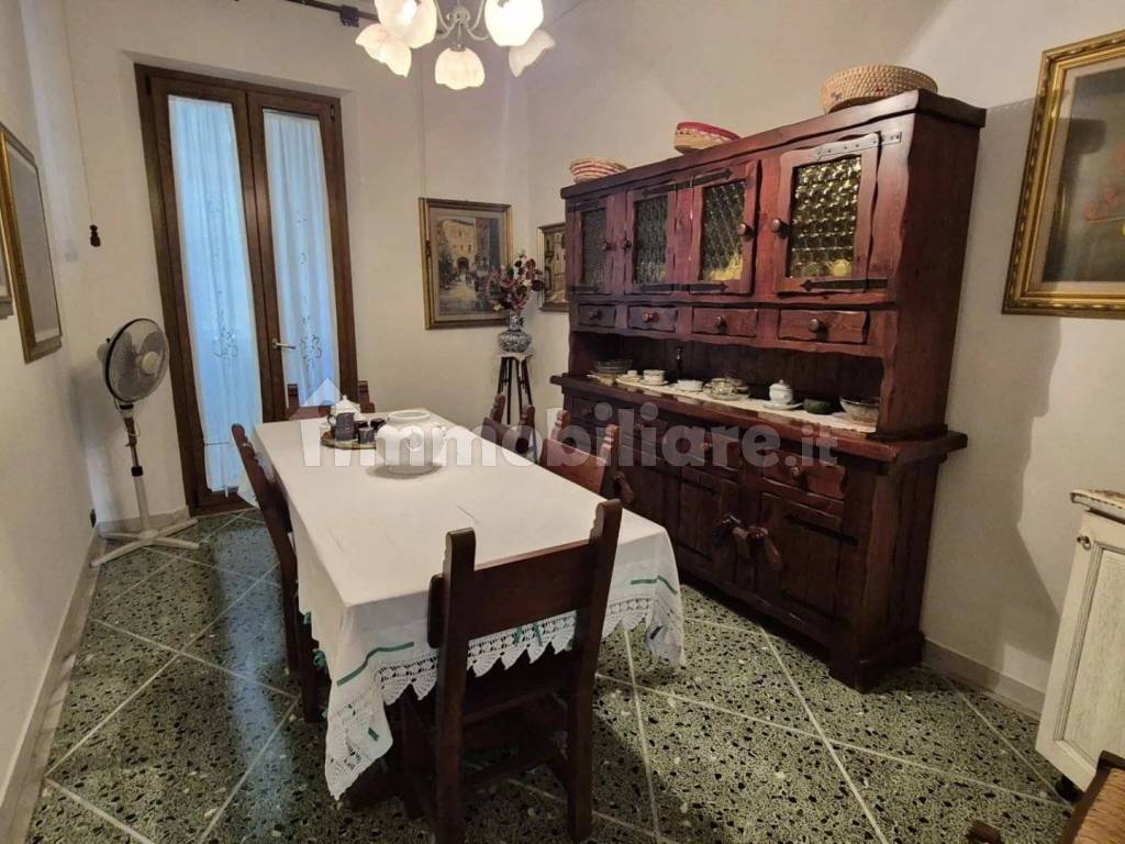 Salone
