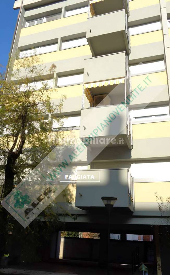 Appartamento in vendita a Locate di Triulzi