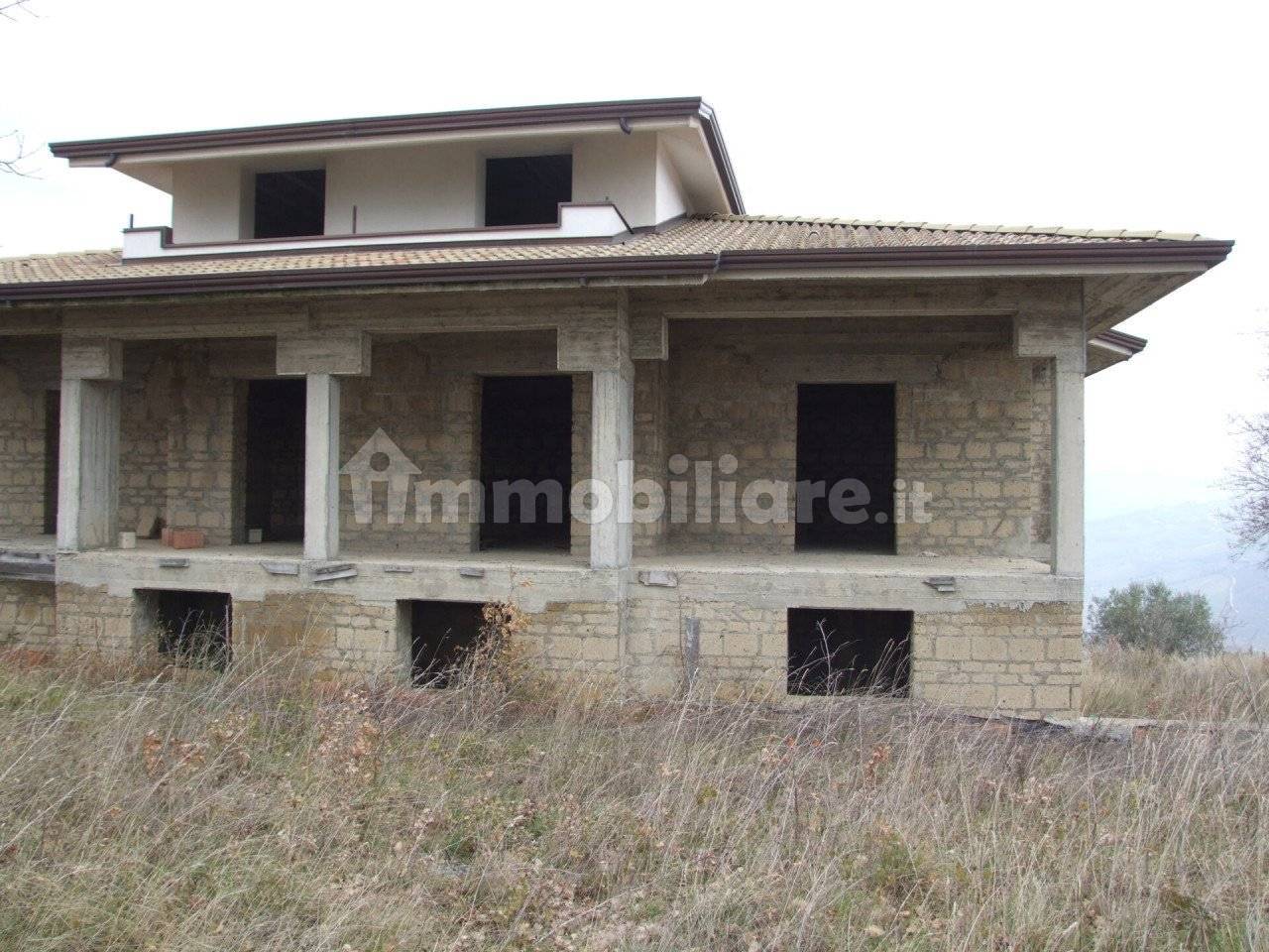 Villa in vendita a Apice