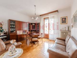 Trilocale via Giuseppe Meda 36/A, Pezzotti - Meda, Milano
