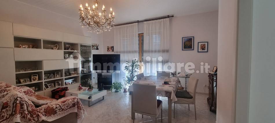 Salone