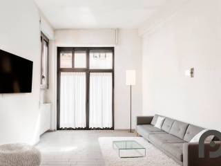 Trilocale via Lesmi, Corso Genova, Milano