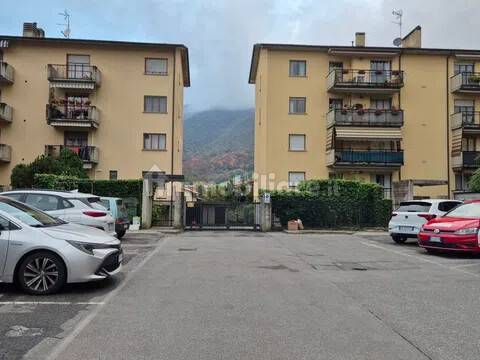 Appartamento in vendita a Alzano Lombardo