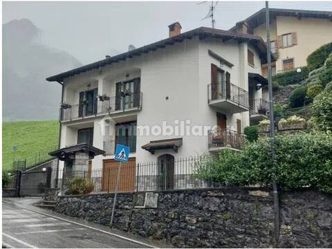 Appartamento in vendita a Ardesio