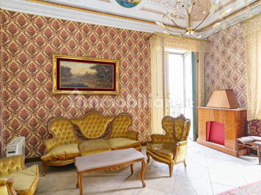 Salone