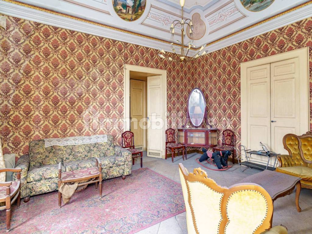 Salone