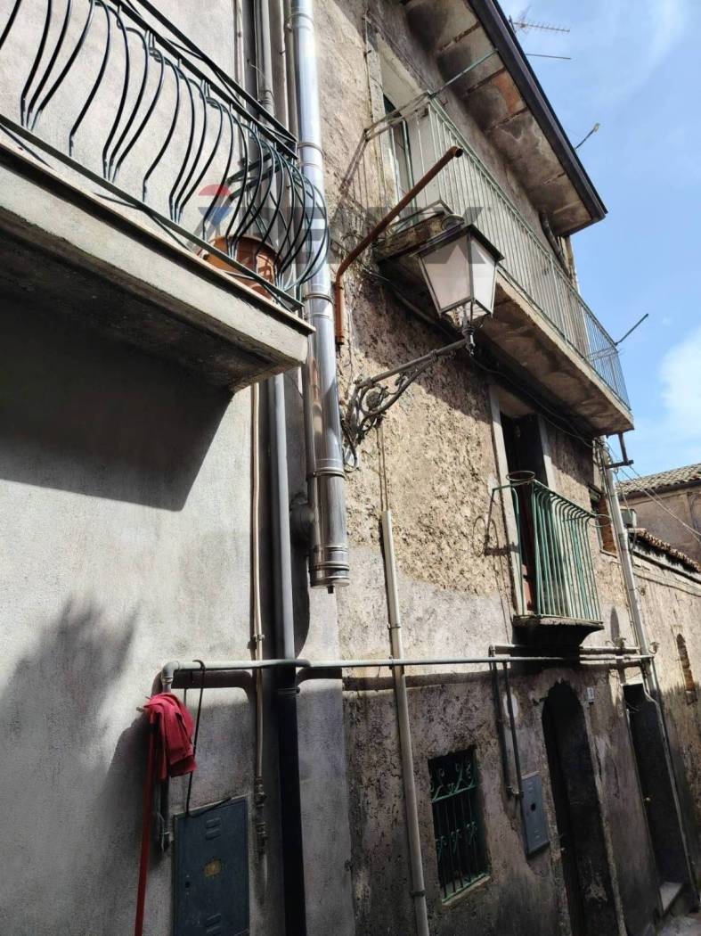 Casa indipendente in vendita a Randazzo