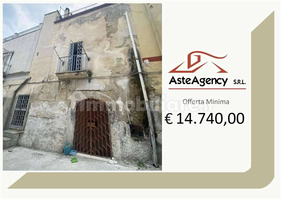 Casa indipendente in vendita a Canosa di Puglia