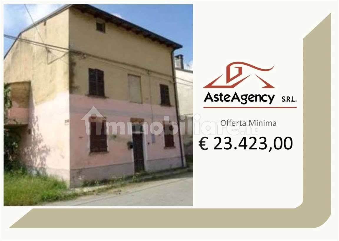 Casa indipendente in vendita a Galliavola