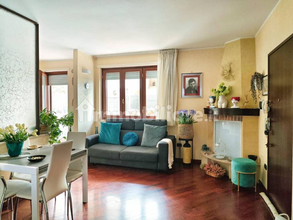 Salone