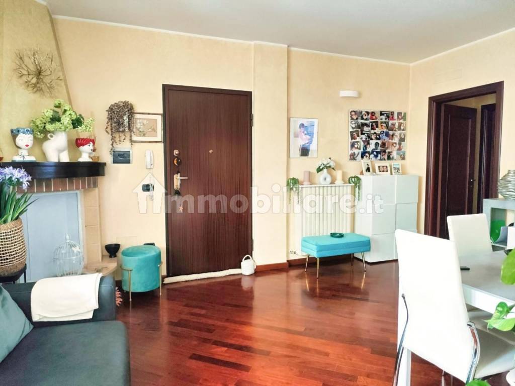 Salone