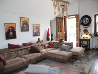 Salone