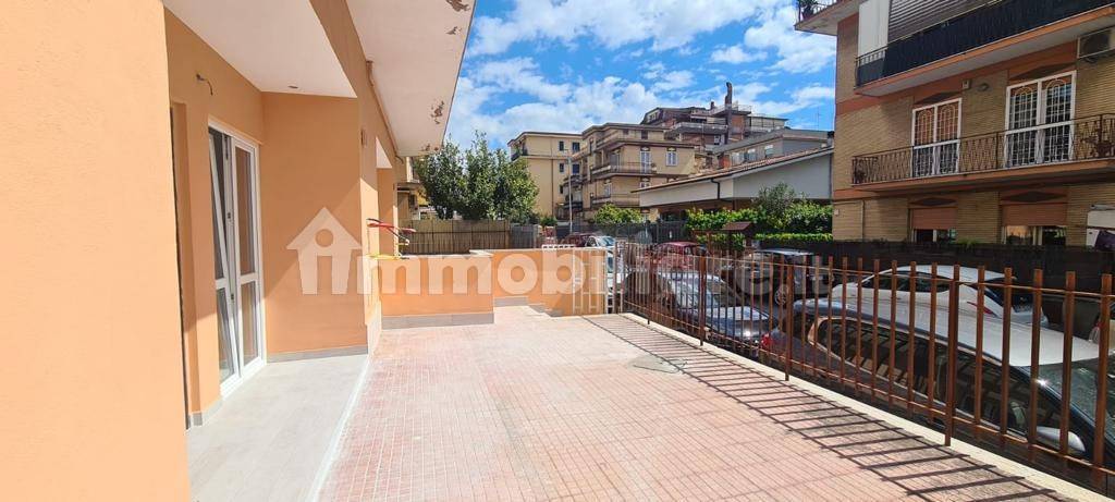Palazzo - Stabile in vendita a Porcari
