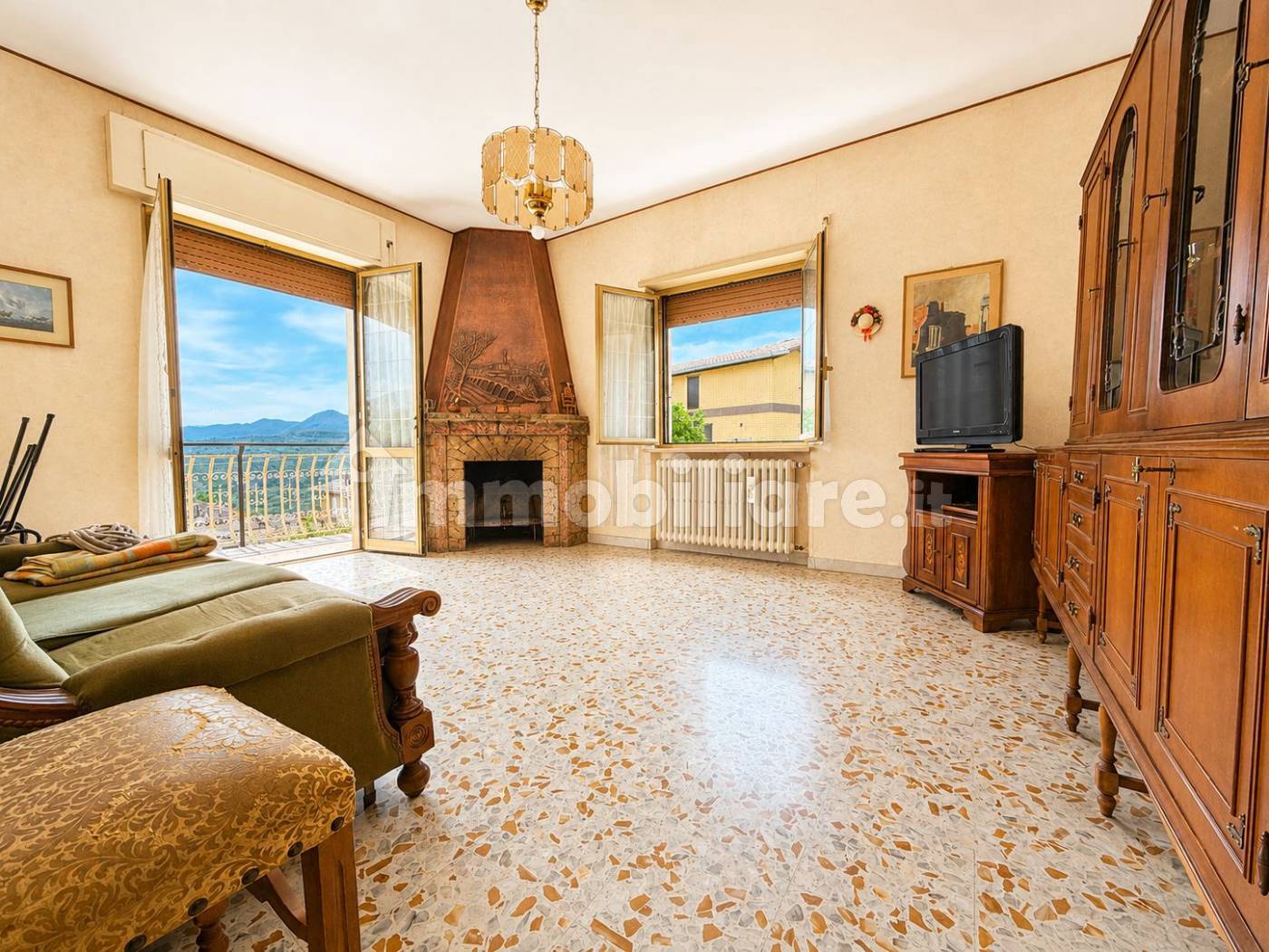 Multi-Family Townhouse in Sante Marie - 2