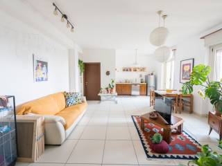 Bilocale via San Benigno 4, Città Studi, Milano