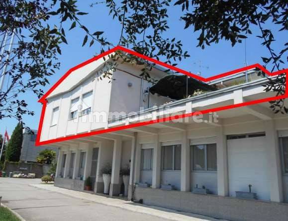 Casa indipendente in vendita a Gorla Minore